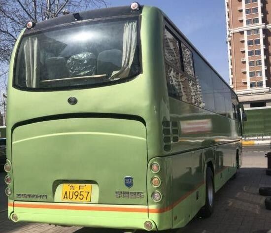 Bus Yutong yang Digunakan Bersama Zk 6107 Model 55 Kursi Warna Opsional