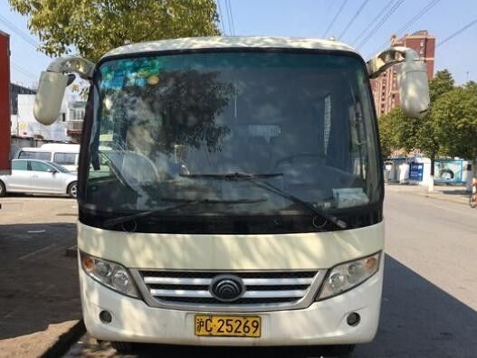 Euro III Mesin Diesel Yutong Mini Bus 2011 Tahun 23 Kursi Digunakan Gear Box Otomatis