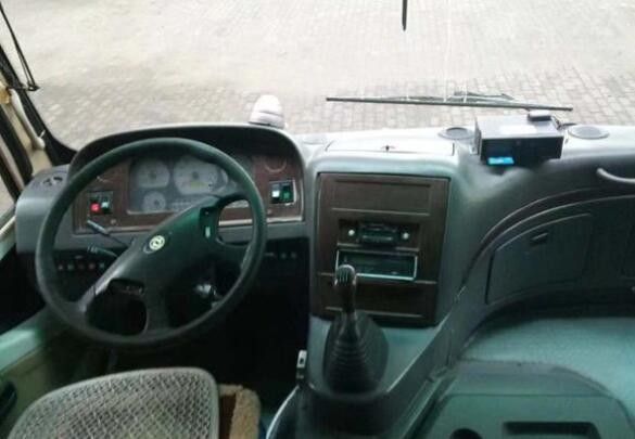 Mini Bus 19 Seater Bekas Coach Bus Euro IV Mesin Diesel Merek Dongfeng