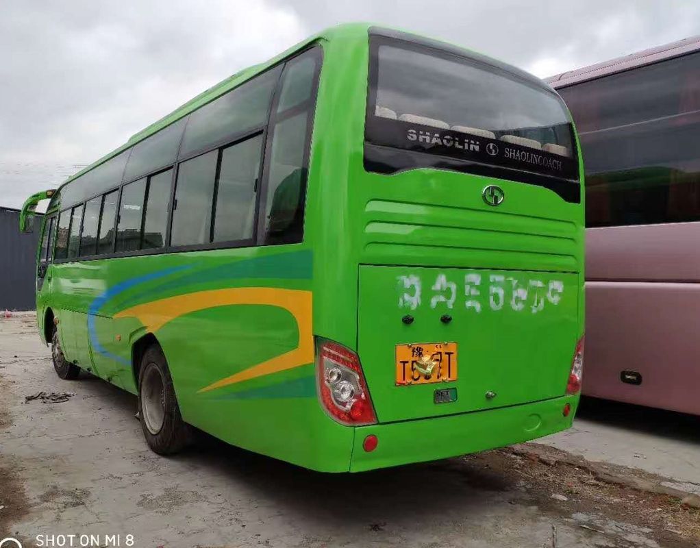 Drive Sisi Kiri Hijau Bus Pariwisata Tangan Kedua 35 Kursi Diesel Euro IV 8045mm Panjang