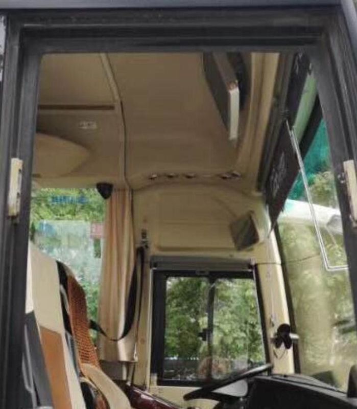 39 Kursi 260HP Digunakan Bus Yutong 100km / H Kecepatan Maks. 2010 Tahun 8995 X 2480 X 3330mm