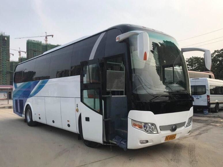LHD / RHD Digunakan Yutong 45 Seater Bus 100km/H Kecepatan Maksimal 162kw Daya Motor