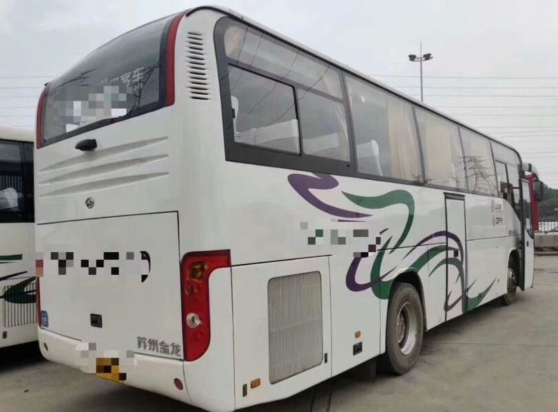 Panjang 10m Mesin Diesel Yang Digunakan Pelatih Bus 2013 Tahun 47 Kursi Higer Brand