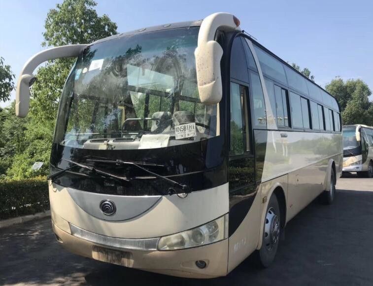 Bus Pariwisata Tangan Kedua Tahun 2010 47 Kursi Digunakan Bus Coach Model Yutong Zk6100