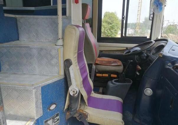 6120 Model Deisel 61 Kursi Digunakan Bus Penumpang 2011 Tahun Youngman Brand
