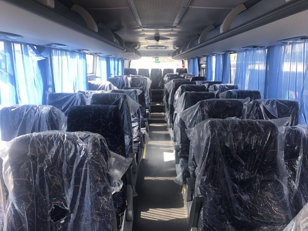 SLK6118 Shenlong Merek 50 Kursi Coach Bus Tipe Bahan Bakar Diesel Mode Drive LHD