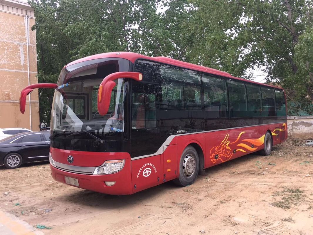 2013 Tahun Leaf Spring Digunakan Yutong Bus Penumpang Pelatih Bus 68 Kursi 100km / H Kecepatan Maks