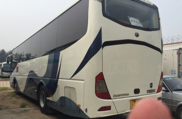 55 Kursi Bekas Yutong Second Hand Bus ZK6117 Model Coach Bus 2011 Tahun dengan daya AC 300ps