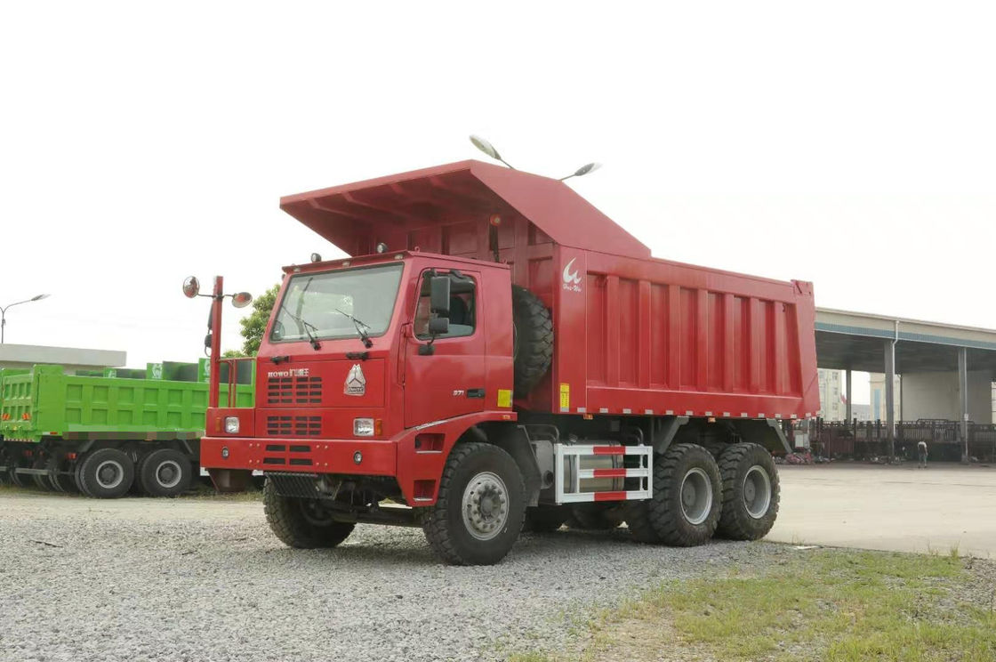 371HP Sinotruck Digunakan Dump Truck 50 - 70 Ton Minning Dump Truck