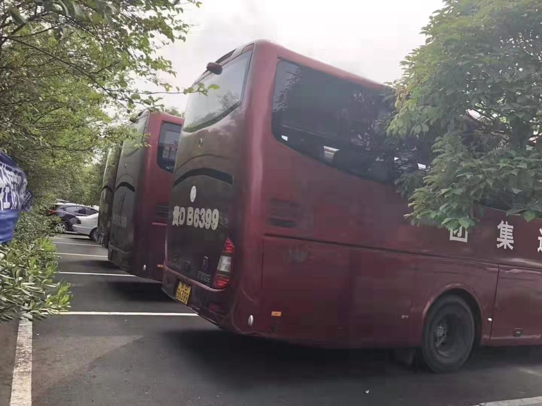 Bus Yutong Bepergian Digunakan 55 Kursi Diesel 2013 Tahun LHD Drive 12000 × 2550 × 3890mm