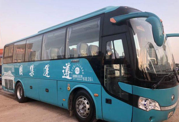 Panjang 9m Yutong ZK6908 Diesel Digunakan Bus Komersial 2015 Tahun 39 Kursi Sertifikasi ISO