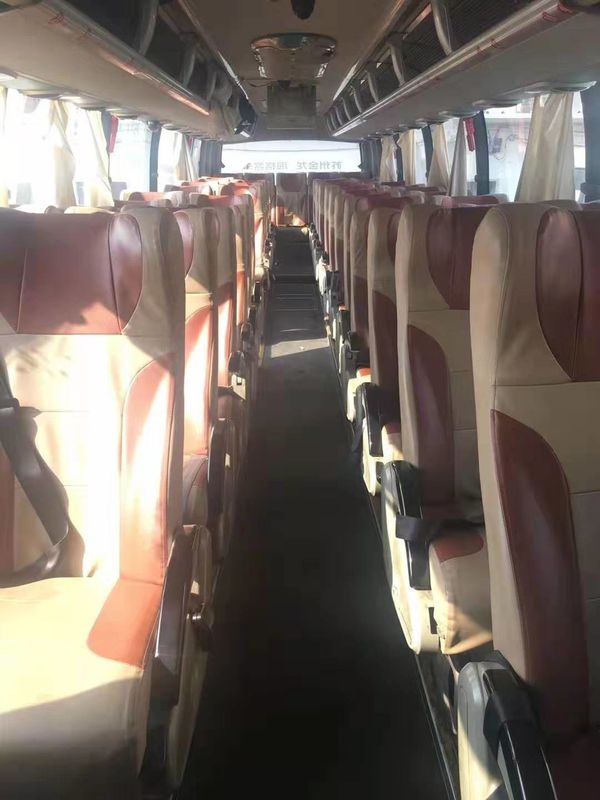 59 Kursi 2015 Tahun Digunakan Bus Pelatih Higer Satu Dan Setengah Decker 3795mm Tinggi Bus
