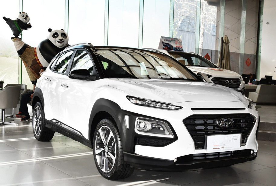 Hyundai Digunakan Mini Bus 1.6T 177hp F7 Gearbox 5 Kursi SUV Mini Car 1800mm Lebar Bus