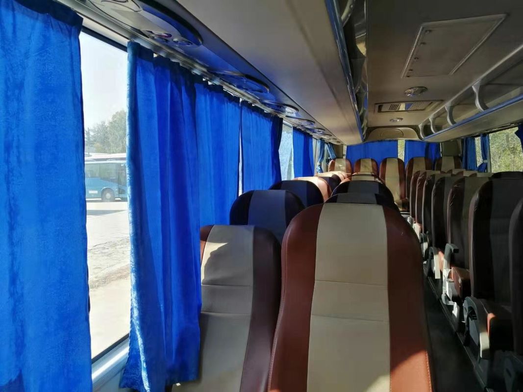 2010 tahun 39 kursi yutong 6908 model bus warna putih kondisi baik