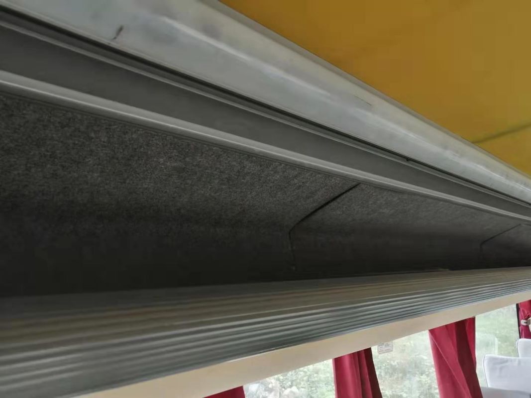 Golden Dragon Model XML6125 Digunakan Bus Pelatih 2010 Tahun 55 Kursi 100km / H Kecepatan Maks