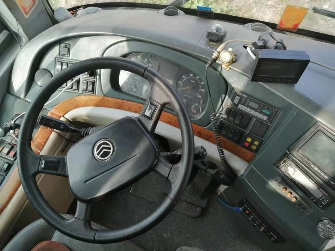Golden Dragon Model XML6125 Digunakan Bus Pelatih 2010 Tahun 55 Kursi 100km / H Kecepatan Maks