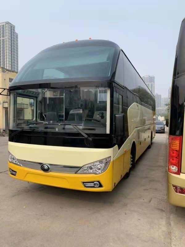 2014 Tahun 53 Kursi Mewah Digunakan Bus Yutong ZK6122 Model Tur Tangan Kedua