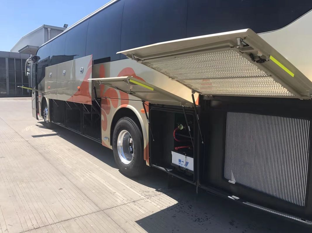Bus Promosi 50 Tahun Baru, 2020 Kursi, Stok 2550mm Lebar Bus Yutong SLK6126