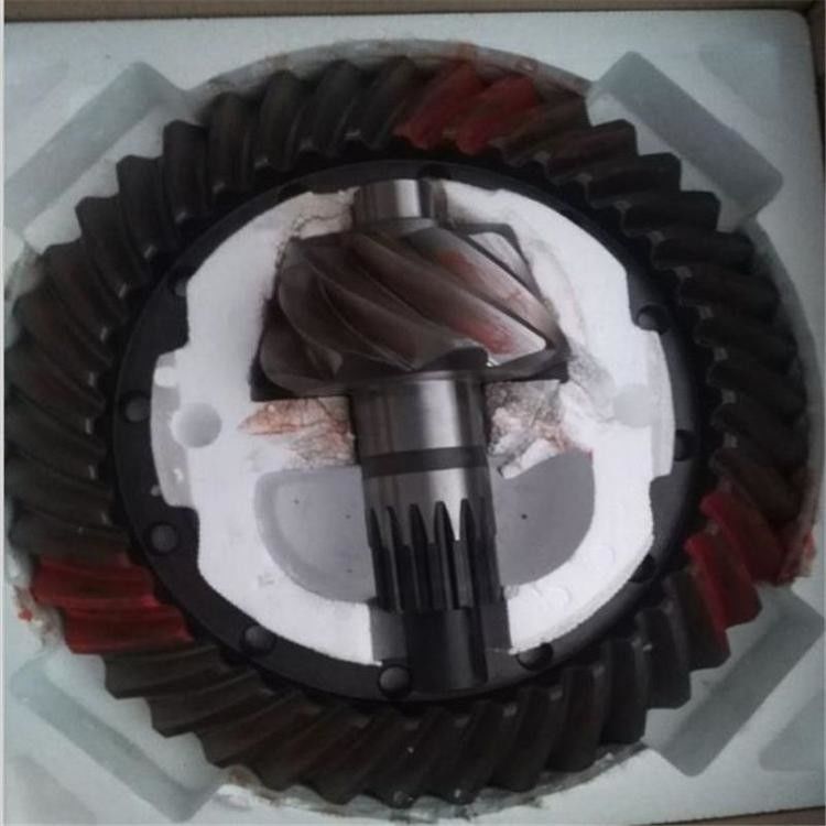 Suku Cadang Bus Standar Suku Cadang Mobil Penumpang Yutong Main Slave Moving Bevel Gear 2402-01248