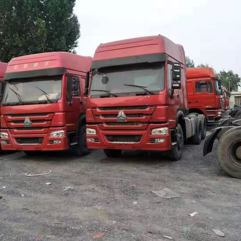Truk Traktor Diesel Power Digunakan 375hp Tractor Head Untuk Transportasi
