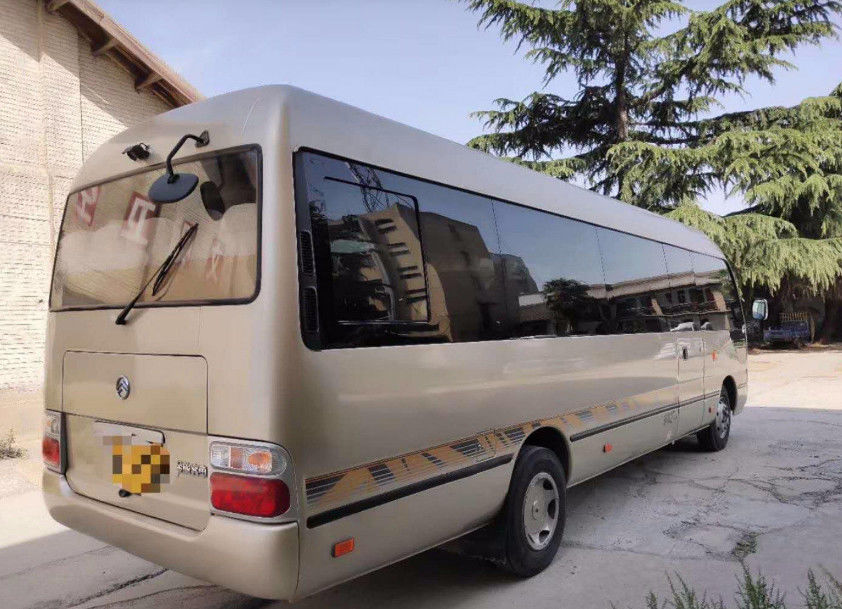 2016 Tahun Digunakan Coaster Bus Mesin Cummins 27 Kursi Dengan Rem Udara Dan Batang Tenggelam