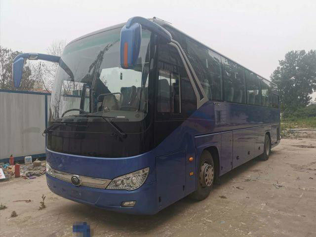 Diesel Double Doors 51 Seats 2017 Tahun Bus KINGLONG Bekas Bus Coach Bekas Dengan AC