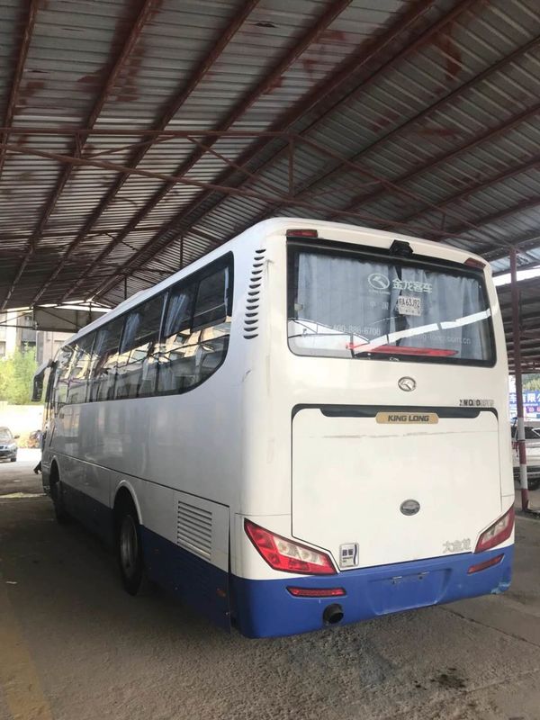 Kinglong Brand Bekas Bus Wisata Sencond Hand Bus XMQ6898 39 Kursi Dengan Mesin Belakang AC Warna Biru Dan Putih Kondisi Baik