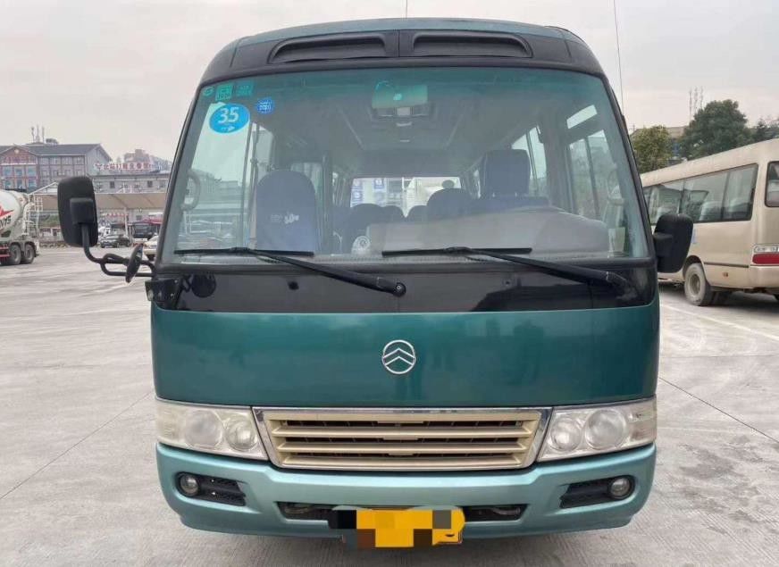 Golden Gragon Coaster 26 Kursi Bus Mesin Hino Warna Hijau 100km / H