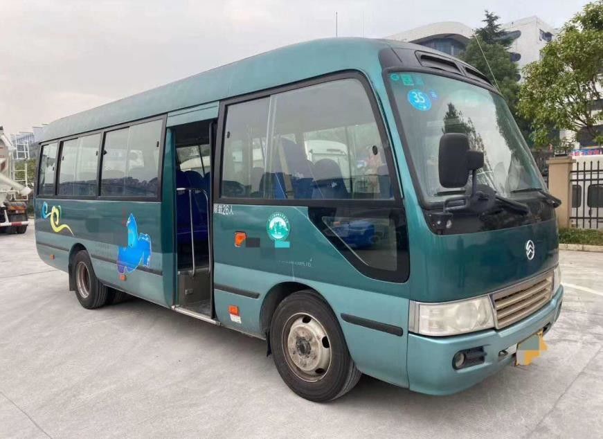 Golden Gragon Coaster 26 Kursi Bus Mesin Hino Warna Hijau 100km / H