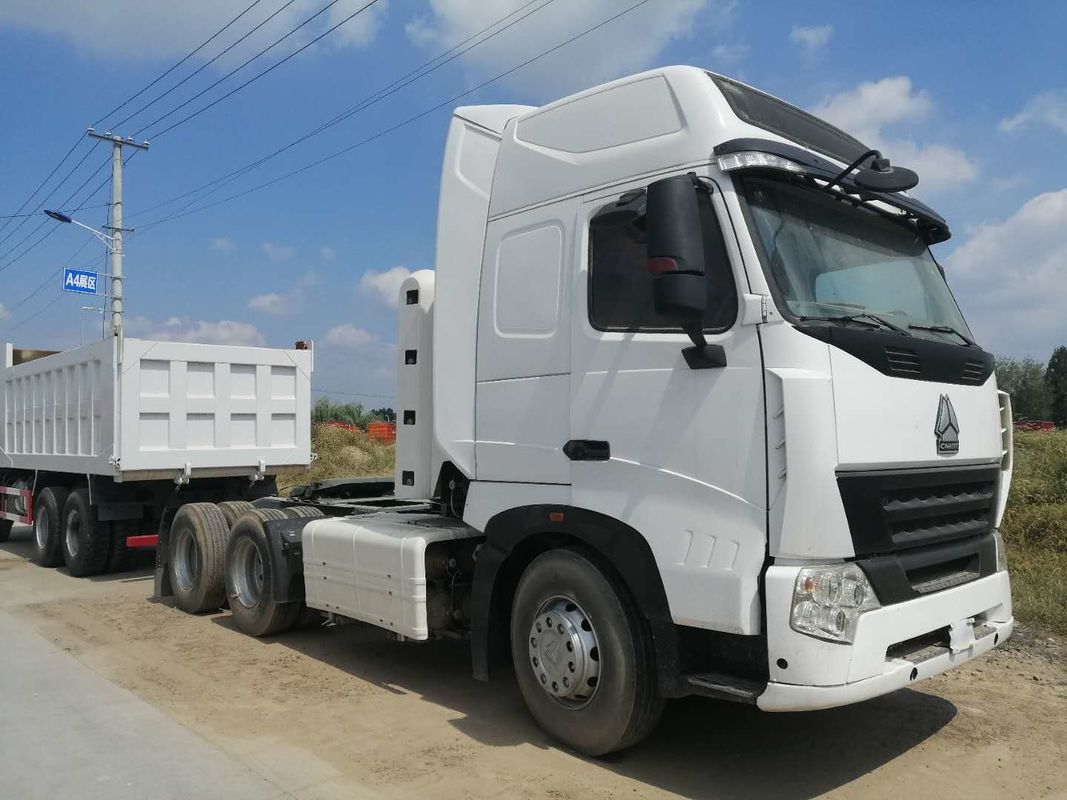 China Sinotruk Howo A7 Tractor Truck Head 6x4 dengan warna berbeda