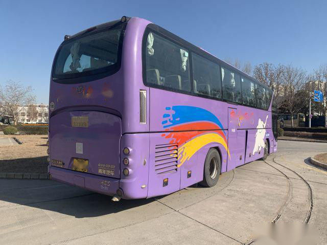 Tinggi 3,8m Youngman JNP6121 55 Kursi Digunakan Bus Pelatih Euro IV Bus Pelatih Bus Penumpang