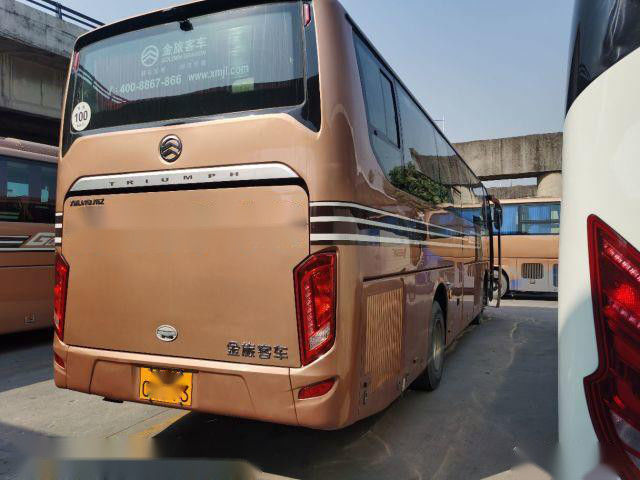 Golden Dragon XML6117 Digunakan Bus Pelatih 48 Kursi 2018 Tahun Euro V Sasis Baja
