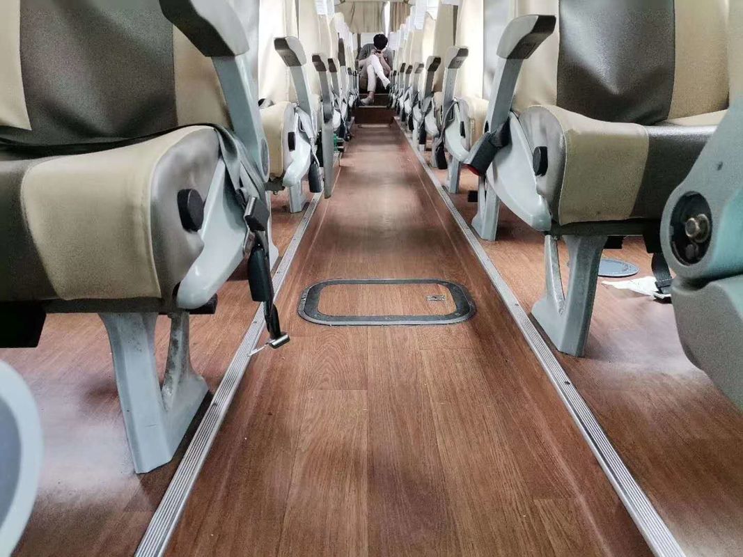 ZK6116HF 228kw 51 Kursi Digunakan Yutong Bus Bus Penumpang Kursi Mewah Low Kilometer Nude Packing LHD