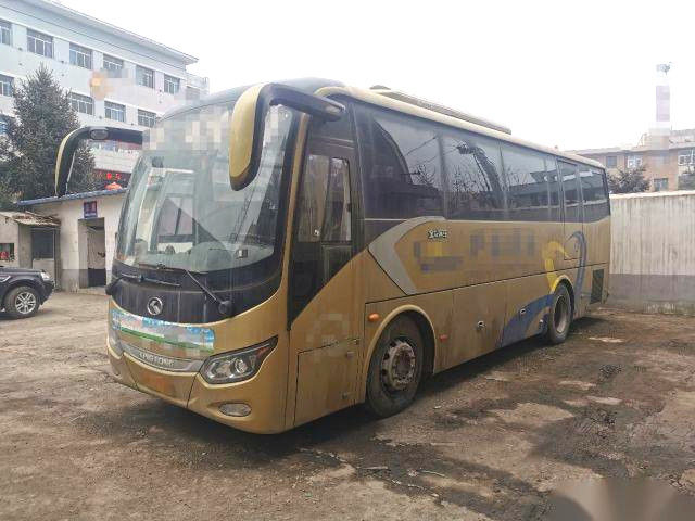 38 Kursi Yuchai Mesin Belakang Enam Silinder 270hp Euro V Airbag Chassis Kiri Kemudi Kinglong XMQ6901 Bus Tur Bekas