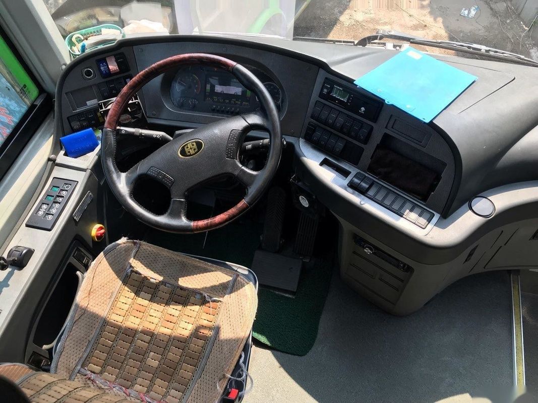 Mesin WP Kendaraan Listrik Hibrida Minyak-Listrik 155kw Pintu Ganda Kursi Kulit Digunakan Bus Pelatih Zhongtong LCK6101 47 Kursi