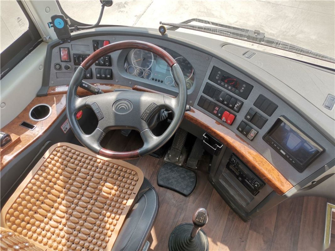 Kiri Steering Airbag Chassis Mesin WP 220kw Bus Penumpang Bekas 50 Kursi Digunakan Bus Yutong Untuk Model Penjualan Zk6119