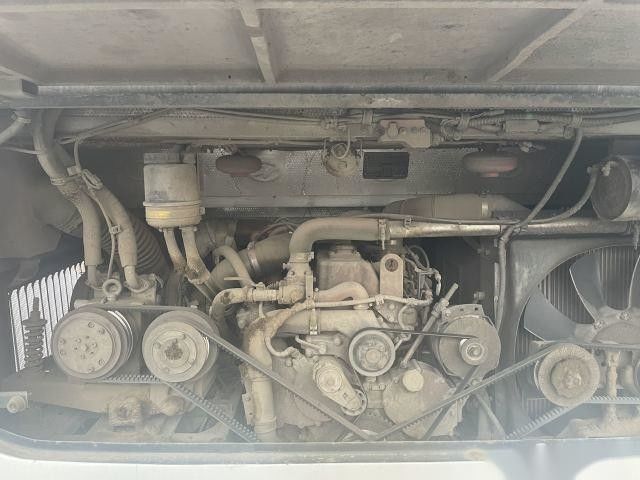 Model Bus Higer Bekas KLQ6882 39 Kursi Sasis baja digunakan bus penumpang mesin belakang Yuchai 162kw pintu tunggal kemudi kiri