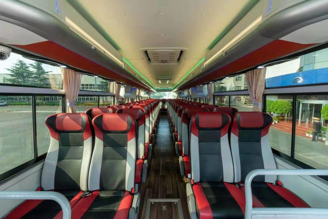 Bus Yutong Baru ZK6126 Double Axle Dengan 58 Kursi Warna Putih Dalam Promosi Mesin Belakang