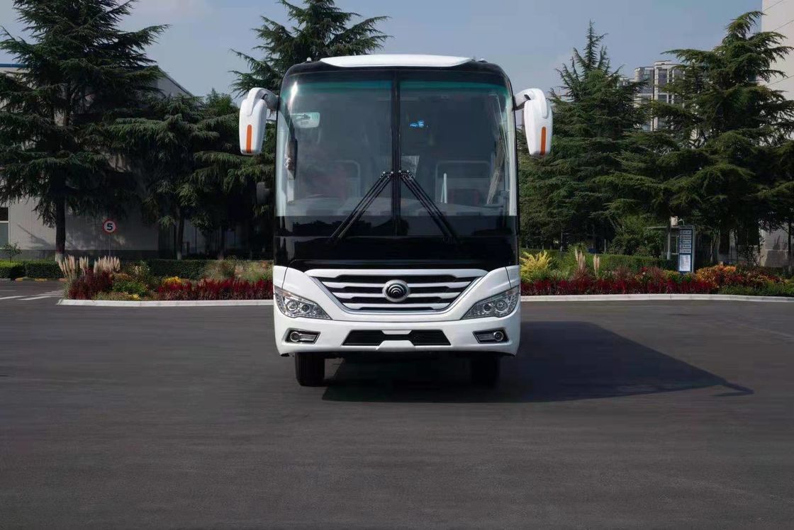 Bus Yutong Baru ZK6126 Double Axle Dengan 58 Kursi Warna Putih Dalam Promosi Mesin Belakang