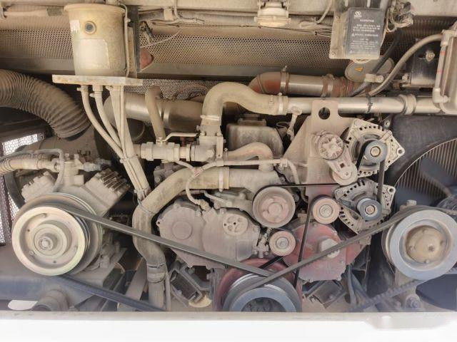 XMQ6119 Digunakan Bus Kinglong 56 Kursi 2 + 3 Tata Letak Digunakan Bus Tur Mesin Belakang Pintu Ganda Drive Tangan Kiri Airbag Chassis