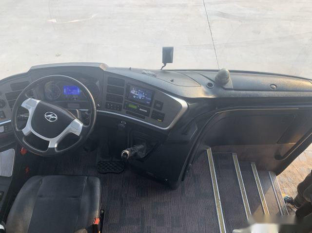 Bus Higer Bekas Untuk Bus Pelatih Bekas 50 Kursi Mesin Belakang KLQ6122 WP