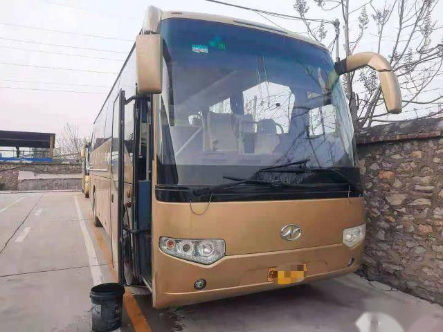 Bus Pelatih Bekas Merek Higer KLQ6109 46 Kursi Kilometer Rendah Pintu Setir Kiri