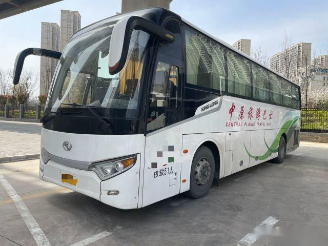 Bus Pelatih Bekas Kinglong XMQ6112 51 Kursi Airbag Chassis Drive Tangan Kiri Kilometer Rendah Packing Nude