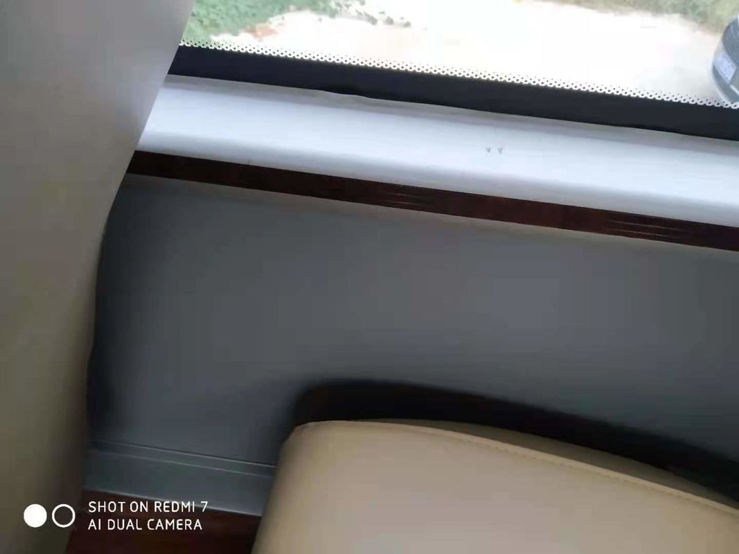 55 Kursi Bus Yutong ZK6127 Bekas Bus Pelatih Bekas Tahun 2012 Mesin Diesel Dalam Kondisi Baik