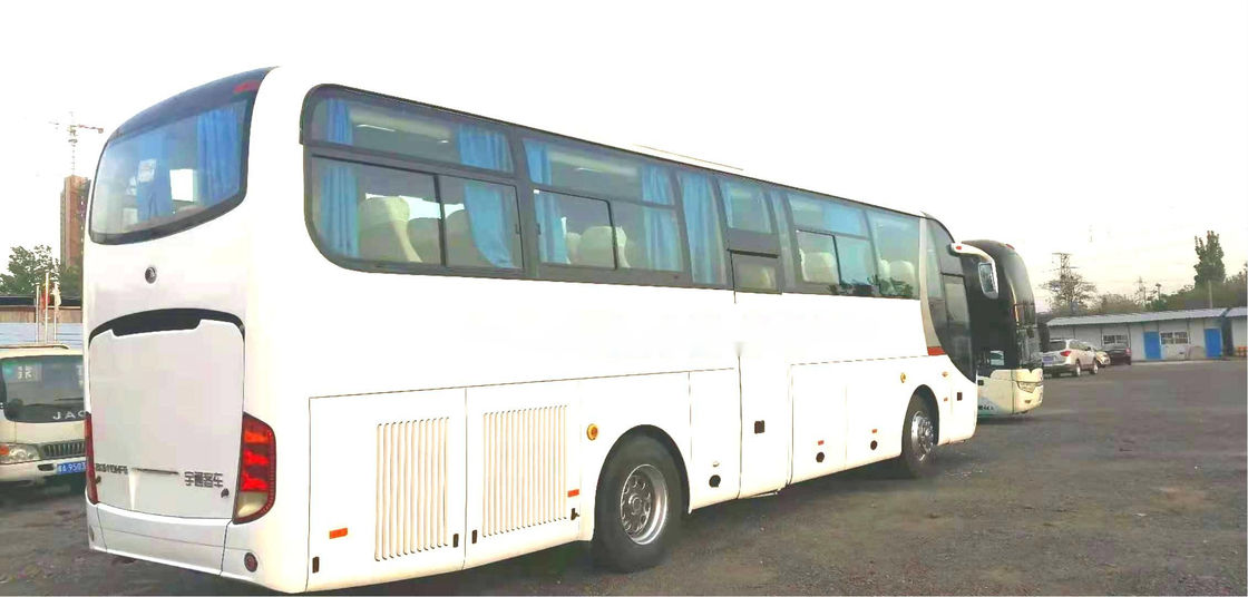 Bus Yutong Bekas ZK6110 51 Kursi Sasis Baja Bus Wisata Bekas Pintu Kemudi Ganda