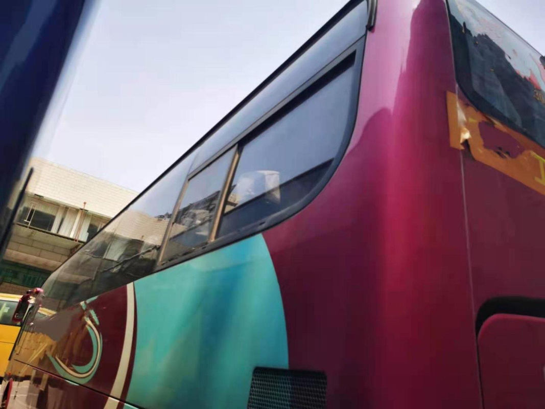 Bus Wisata Bekas Yutong Model ZK6110 47 Kursi Pintu Ganda Mesin Yuchai Euro III Nude Packing Kiri Kemudi