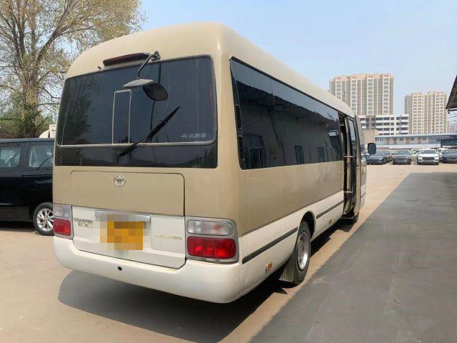 Bus Coaster Bekas 20 Kursi Bus Mini Bekas Toyota Coaster Bus Dengan Mesin Bensin 2TR Tahun 2007 Kemudi Kiri