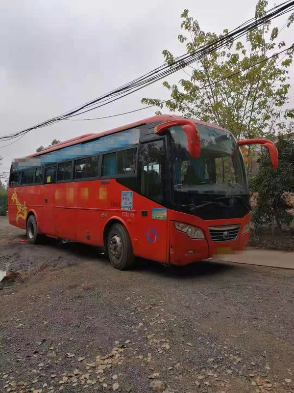 44 Kursi Bekas Bus Yutong ZK6102D Bus Pelatih Bekas Tahun 2014 Mesin Kemudi Mesin Diesel LHD
