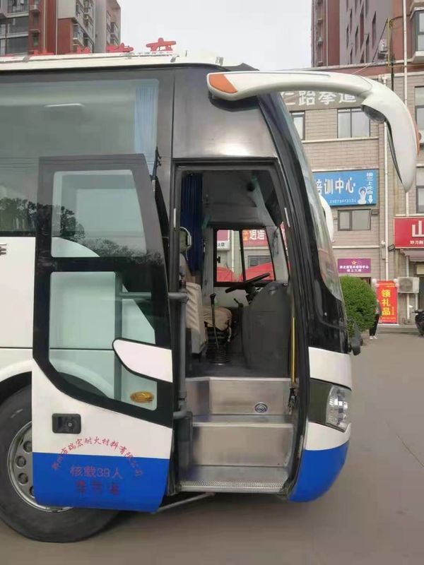 39 Kursi Bekas Yutong ZK6908 Bus Bus Bekas Kemudi 2010 Tahun Mesin Diesel LHD