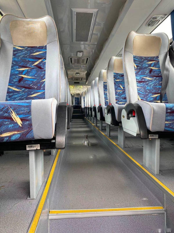ZK6119 Mesin Belakang Bus Yutong Euro V 51 Kursi Sasis Airbag Bus Tur Bekas